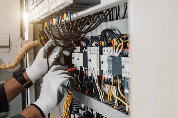 Best Emergency Electrical Repair  in Oakland Park, FL
